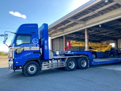 トレーラ1台増車致しました。(低床トレーラ)